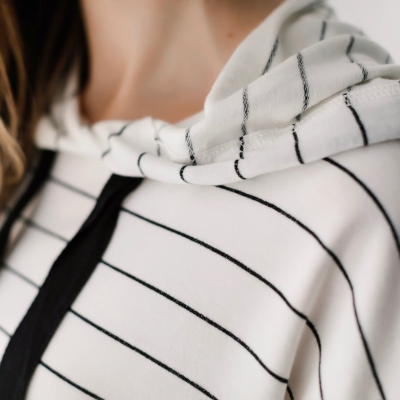 SoldOut11thStreet - Picture 2 of 8